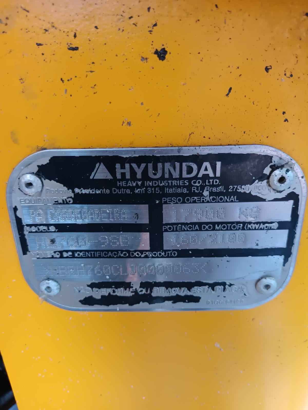 PA CARREGADEIRA MARCA HYUNDAI MODELO HL760-9